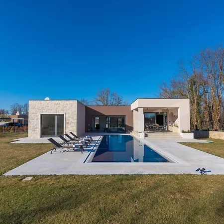 Villa Shiva