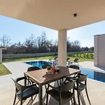 Vila Shiva *