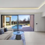 Vila Shiva Sveti Petar u Sumi